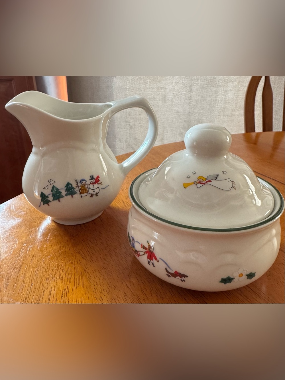 Good used condition Pfaltzgraff Snow Village creamer and sugar bowl